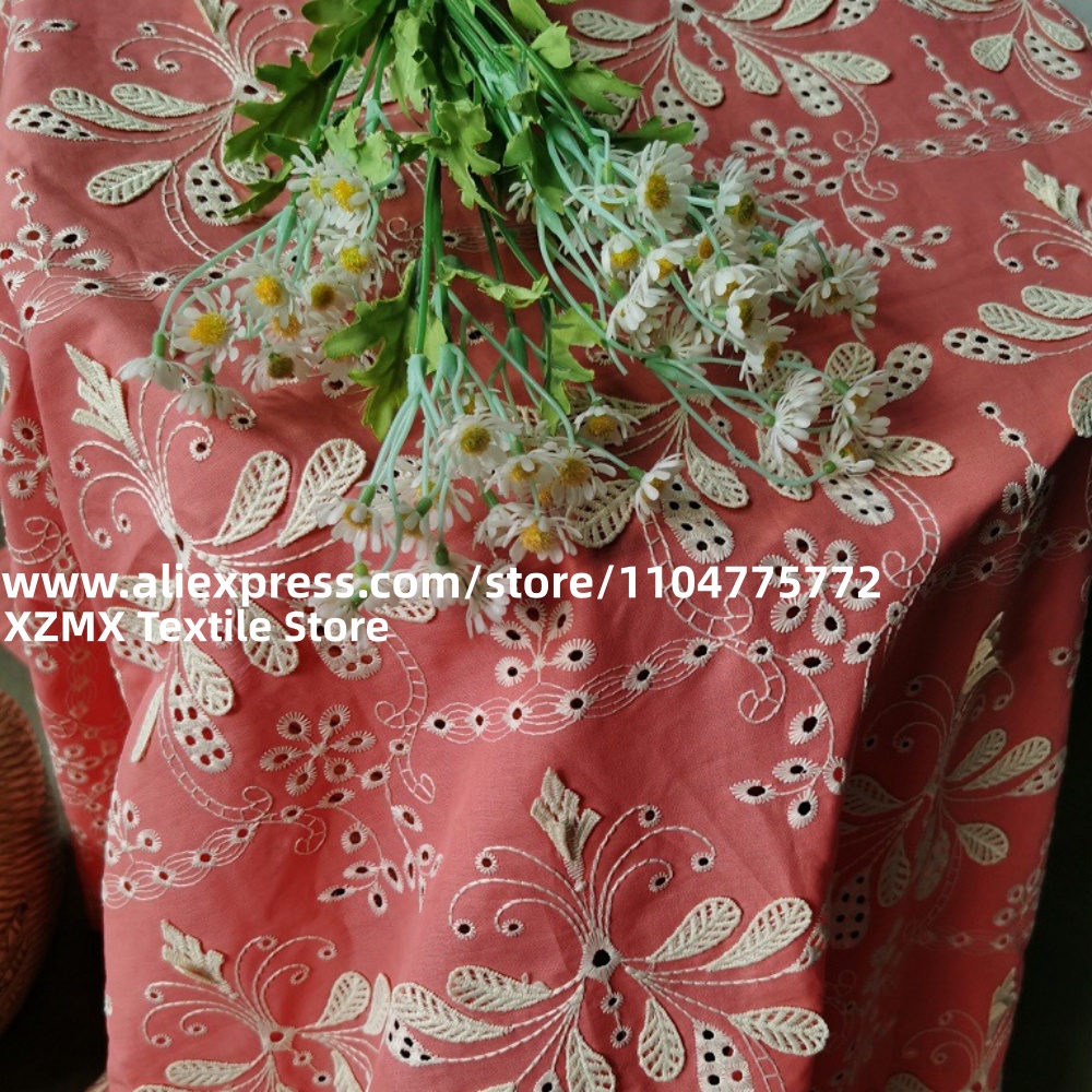 Tecido com bordado floral 3D e - Vintage Sewing Textile avaliação e preço